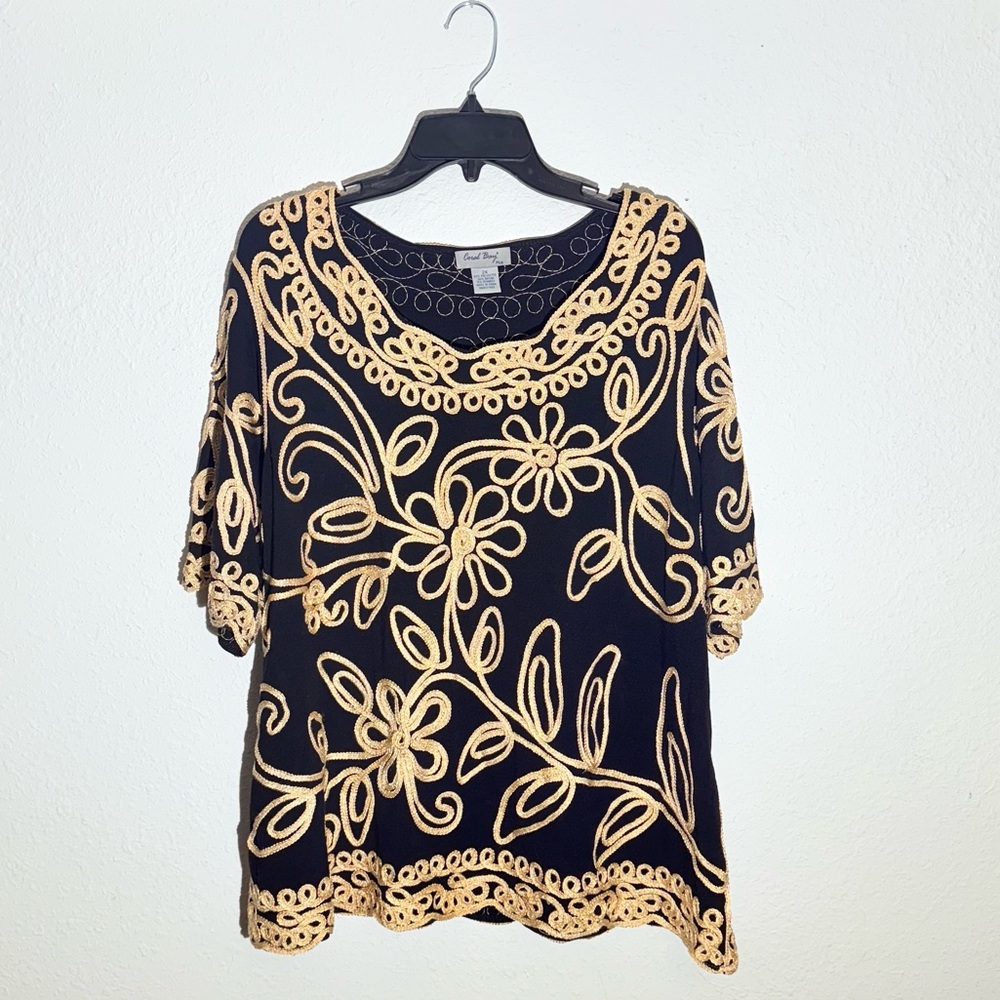 Coral Bay Black and Gold Floral Accent Blouse Short Sleeve Women’s Plus 2X